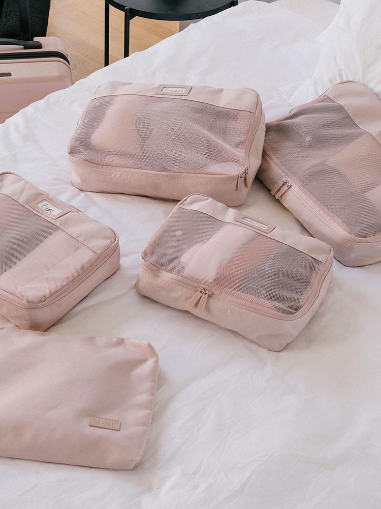 CALPAK 5 piece pink packing cubes set